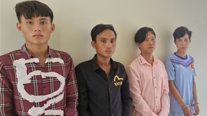 Đấu tranh, ngăn ngừa tội phạm sử dụng vũ khí, công cụ hỗ trợ để gây án
