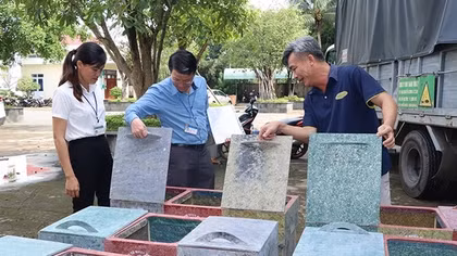 Phân bổ 200 thùng rác tiện lợi góp phần bảo vệ môi trường