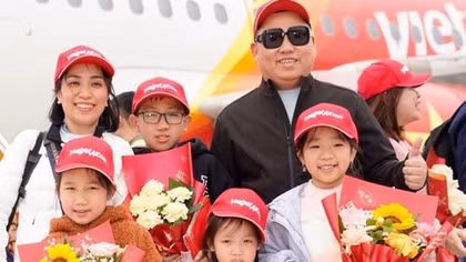 Tuần lễ vàng, VietJet giảm 50% vé bay Thành Đô, Tây An, Hong Kong (Trung Quốc),