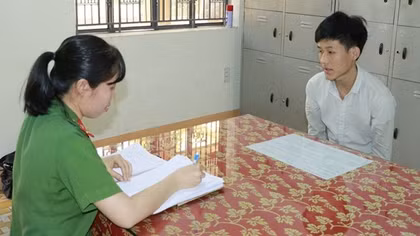 Khởi tố đối tượng cướp tài sản