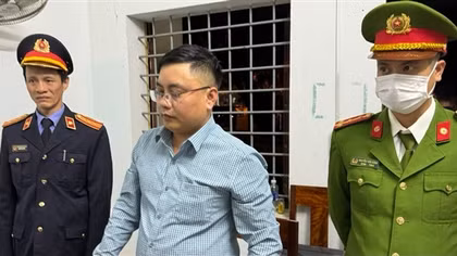 Bắt đối tượng giả danh nhà báo để lừa đảo