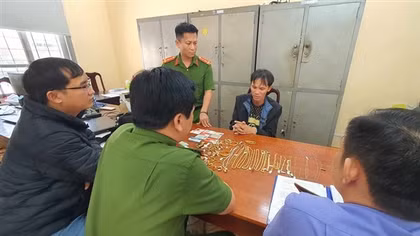 Bắt đối tượng chuyên đột nhập tiệm vàng trộm tài sản