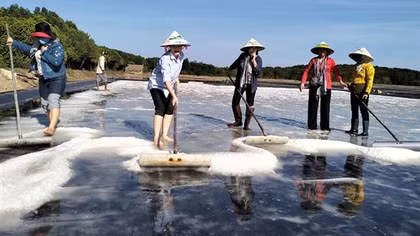 Phát triển du lịch cộng đồng bền vững gắn với bảo vệ môi trường