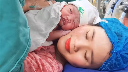 Những "rồng nhí" đầu tiên chào đời vào đêm Giao thừa