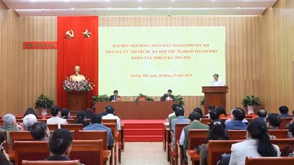 Tiếp xúc cử tri Hà Nội cuối năm: "Nóng" vấn đề cải tạo chung cư cũ, thiếu điểm đỗ xe