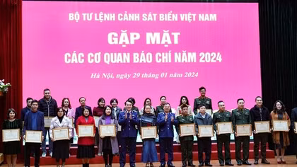 Báo CAND, Truyền hình ANTV được Bộ Tư lệnh Cảnh sát biển tặng bằng khen