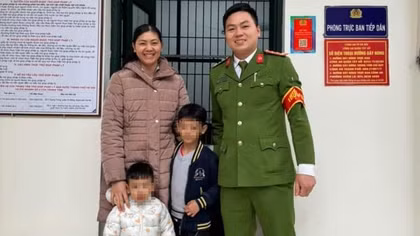 Công an phường giúp đỡ 2 cháu bé trở về với gia đình