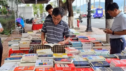 Đà Nẵng khai hội Văn hóa đọc “Khai Xuân đọc sách – học vạn điều hay”