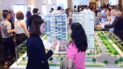 Siết chặt hoạt động môi giới bất động sản