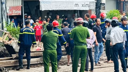 Nguyên nhân vụ sạt lở công trình cống thoát nước vùi lấp 2 công nhân