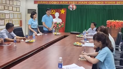 Đình chỉ hoạt động hộ kinh doanh cung cấp suất ăn khiến hàng trăm công nhân nhập viện