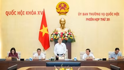 Uỷ ban Thường vụ Quốc hội cho ý kiến về chuẩn bị diễn đàn pháp luật và diễn đàn giám sát