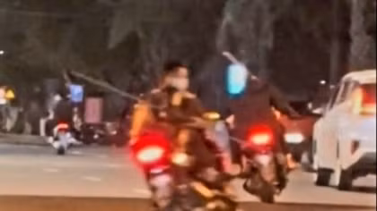 Hai nhóm thanh thiếu niên gây náo loạn đường ven sông Hàn lúc rạng sáng
