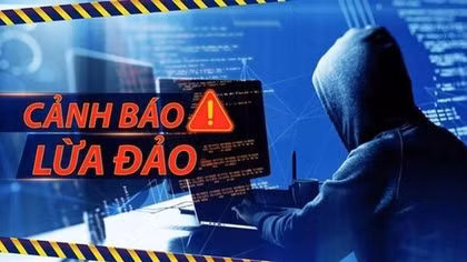 Công an giúp người phụ nữ thoát bẫy lừa chuyển tiền do “say nắng” người tình trên mạng