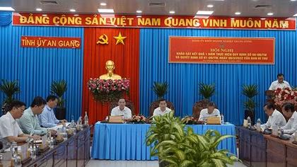 Khảo sát hoạt động tổ chức Đảng trong các Tập đoàn, Tổng công ty, Ngân hàng thương mại Nhà nước