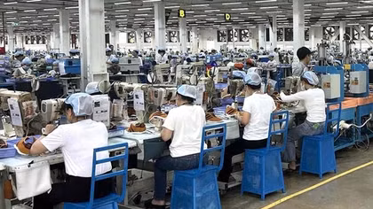 Doanh nghiệp lo giữ chân công nhân dù thiếu đơn hàng