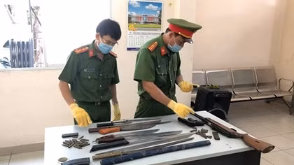 Những căn cứ đề xuất bổ sung dao có tính sát thương cao vào nhóm vũ khí thô sơ