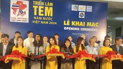 Khai mạc Triển lãm tem 5 nước ASEAN và Hồng Kông
