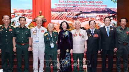 Lãnh đạo Đảng, Nhà nước gặp mặt cựu chiến binh, cựu thanh niên xung phong tham gia Chiến dịch Điện Biên Phủ