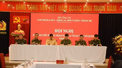 Cụm thi đua số 5 - Khối các đơn vị trực thuộc Bộ ký giao ước phong trào thi đua
