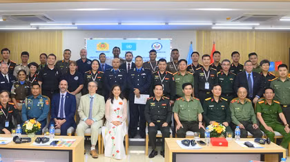 Bế mạc khóa tập huấn tạo nguồn giảng viên về Cảnh sát gìn giữ hoà bình Liên hợp quốc