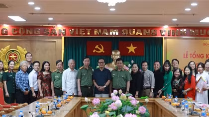 Trao giải sáng tác kịch bản sân khấu về chủ đề “Vì an ninh tổ quốc và bình yên cuộc sống”