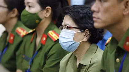 Trưởng đoàn thanh tra đem 5,2 triệu USD gửi nhiều nơi