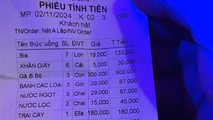 Kiểm tra quán karaoke, bất ngờ phát hiện “đặc sản gà đi bộ” dương tính với ma túy