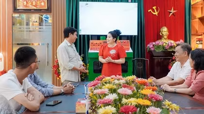 Người nặng lòng với nghề nuôi yến
