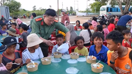 Công an tỉnh Bình Dương với chương trình Tình nguyện mùa đông 2024