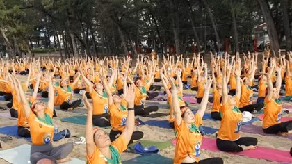 Hơn 600 người đồng diễn nhân Ngày quốc tế Yoga lần thứ 10