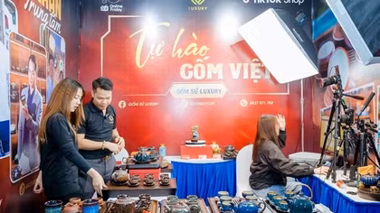 Tuần lễ thương mại điện tử với nhiều sản phẩm khuyến mãi giảm giá sâu