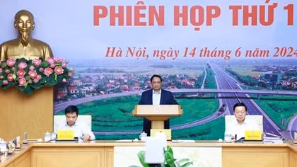 Phát động phong trào thi đua 500 ngày để hoàn thành 3.000 km cao tốc trong năm 2025