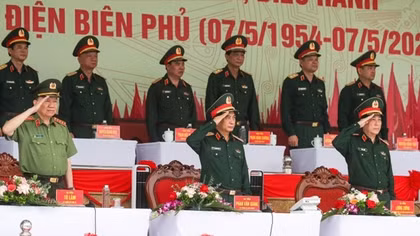 Hợp luyện các lực lượng vũ trang tham gia diễu binh, diễu hành kỷ niệm 70 năm Chiến thắng Điện Biên Phủ