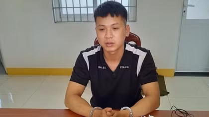 Bắt khẩn cấp nam thanh niên vờ mua vàng rồi cướp vàng bỏ chạy