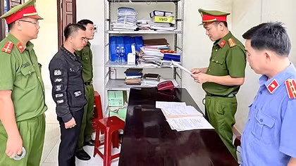 Phó Ban chỉ huy quân sự xã lạm dụng chức vụ, quyền hạn chiếm đoạt tài sản
