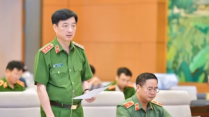 Dùng dao xâm phạm tính mạng, sức khoẻ người khác sẽ bị xử lý như với vũ khí quân dụng
