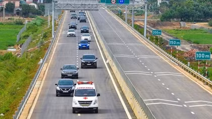 Từ 1/10: Đường cao tốc phải có tối thiểu 4 làn xe
