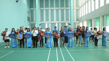 Giao lưu thể thao để tăng cường mối quan hệ đoàn kết
