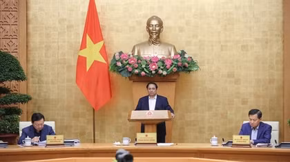 Xây dựng, hoàn thiện pháp luật để phát huy tối đa mọi nguồn lực phát triển đất nước