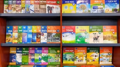 Từ 1/7, Nhà nước sẽ định giá sách giáo khoa