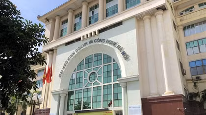 Hệ lụy của việc sử dụng chữ ký “khô” ở HUBT (Bài 1)