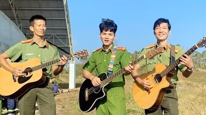 Những giai điệu lấp lánh chiến công