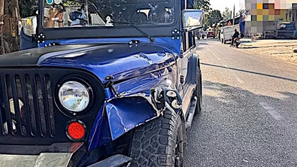 Va chạm với xe Jeep, người lái xe máy văng xa 20m