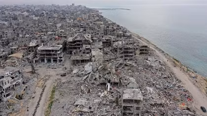 Israel ném bom làm chết 8 thành viên gia đình quan chức Gaza