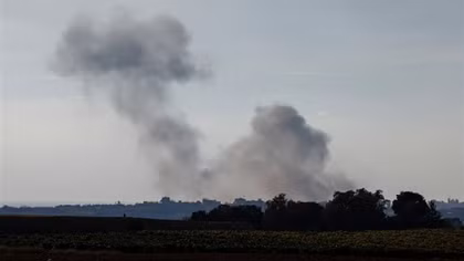 Israel không kích toàn Gaza, đưa loạt xe tăng vào Khan Younis