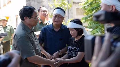Phó trưởng Công an phường đi chống lũ đau xót nghe giọng nói cuối cùng của mẹ qua điện thoại