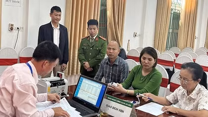 Tạo bước đột phá trong cấp tài khoản, chi trả an sinh xã hội không dùng tiền mặt