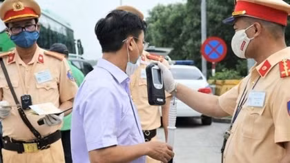 Cục CSGT trả lời về nồng độ cồn do uống nước hoa quả, sirô