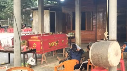 Đi thả lưới bắt cá, 2 anh em chết đuối thương tâm